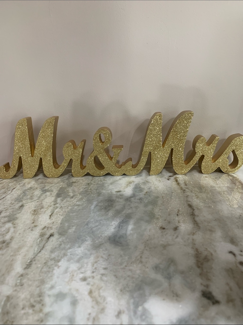 Gold Glitter 'Mr & Mrs' Wedding Table Sign